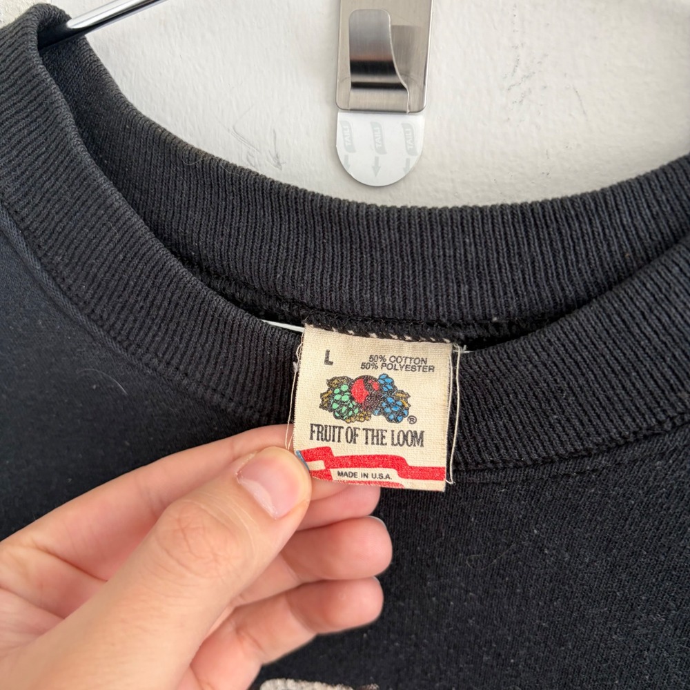 Vintage Fruit of the Loom Fawn Deer Graphic Sweatshirt Black Large Made in USA - Picture 4 of 7